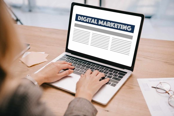 Gagnez en expertise avec une formation sur le marketing digital
