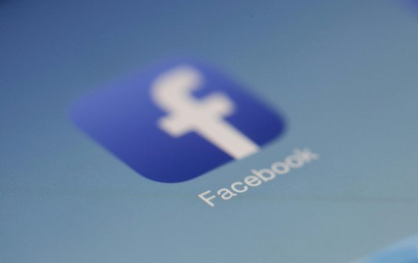 Optimisez vos campagnes grâce à un freelance facebook ads