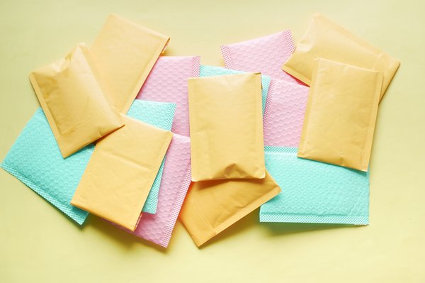 Top options d'enveloppes bulles pour un envoi sûr et écolo